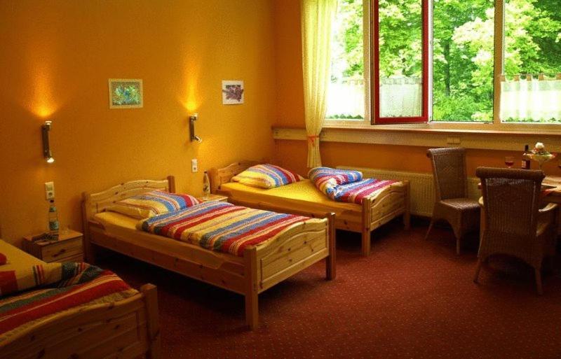 Econo Motel Goelzer Büchenbeuren Dış mekan fotoğraf